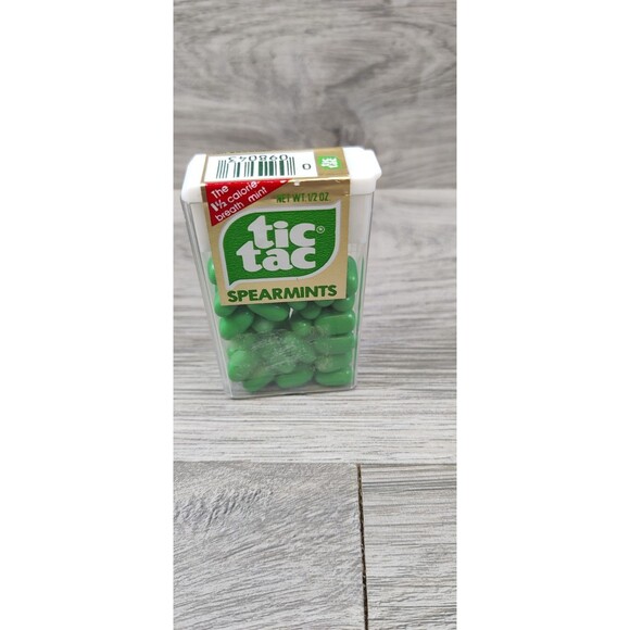 Vintage 1984 Tic Tac Wintergreen ½ oz Factory Sealed Clamshell – New - Picture 2 of 8